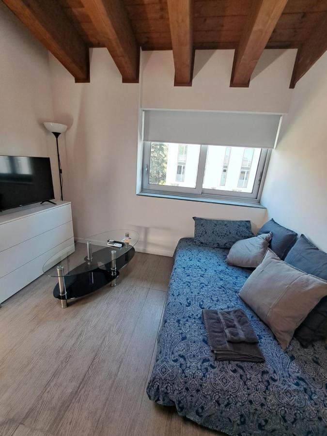 Lux Apartment 2 Milano Metro M2 Exterior foto
